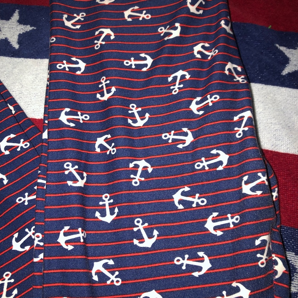 LuLaRoe Anchor leggings